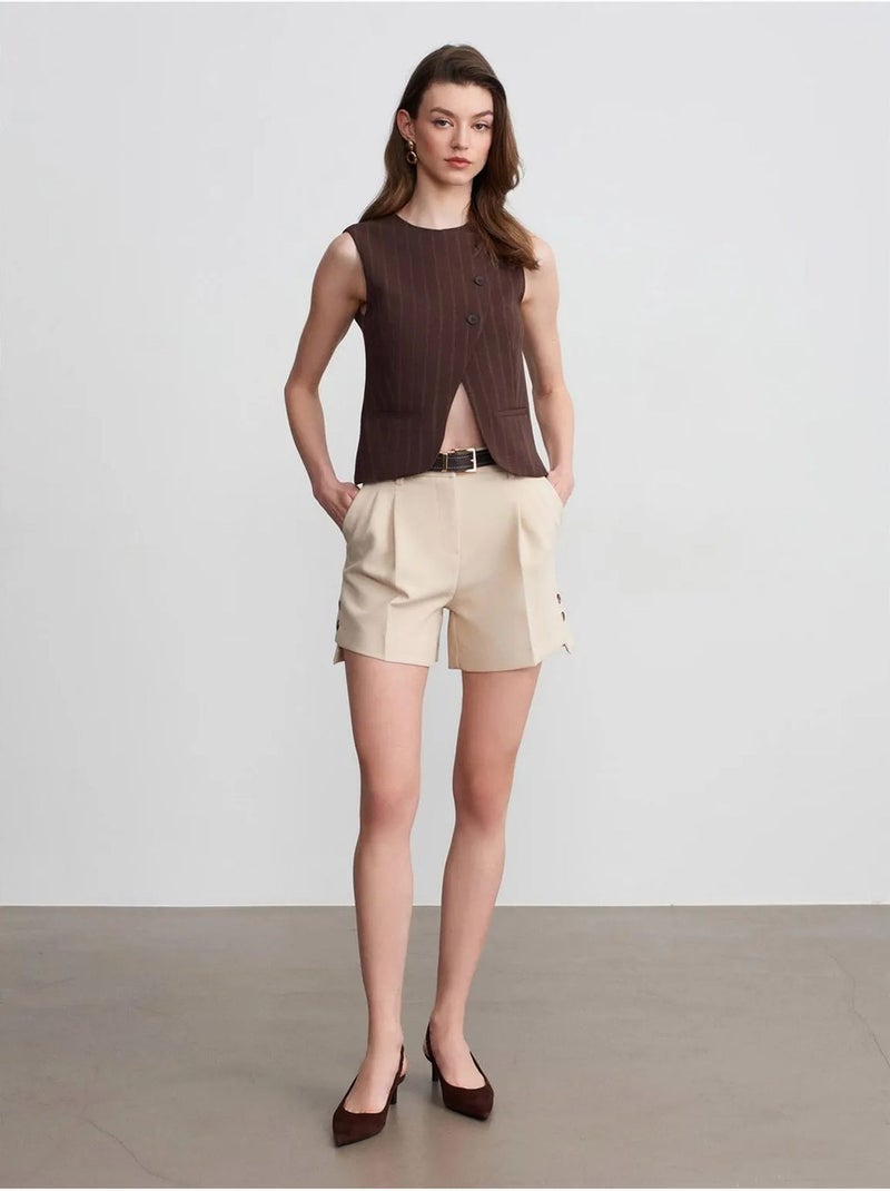 Getailleerde Crêpe Short Met Hoge Taille En Riem Zand - Kiabi