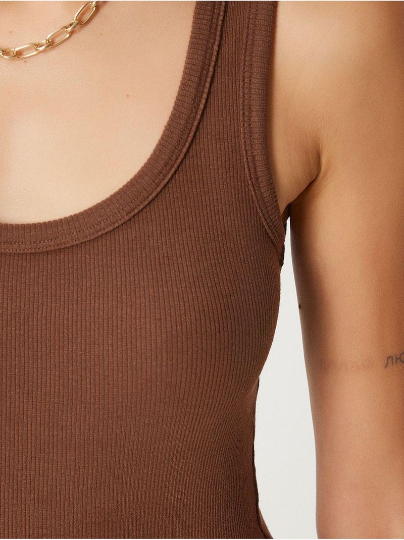 Getailleerde gebreide tanktop met u-hals, 2-pack istanbul Chocoladebruin - Kiabi