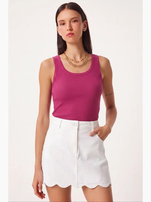 Getailleerde gebreide tanktop met u-hals, 2-pack istanbul - Kiabi Getailleerde gebreide tanktop met u-hals, 2-pack istanbul - Kiabi