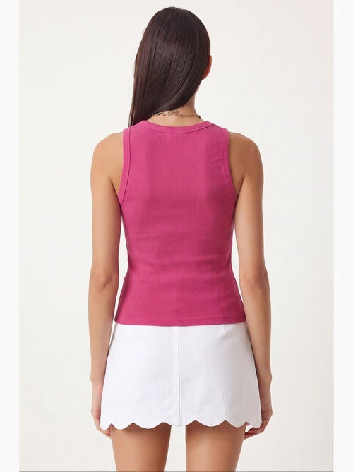 Getailleerde gebreide tanktop met u-hals, 2-pack istanbul - Kiabi Getailleerde gebreide tanktop met u-hals, 2-pack istanbul - Kiabi