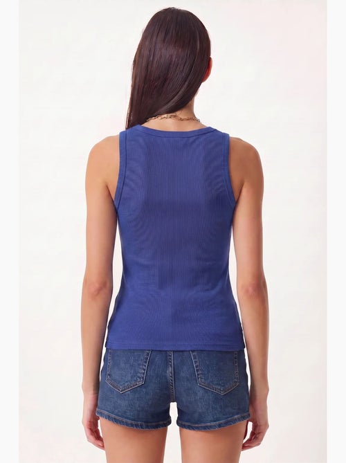 Getailleerde katoenen tanktop met u-hals istanbul - Kiabi Getailleerde katoenen tanktop met u-hals istanbul - Kiabi
