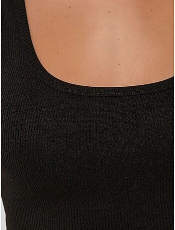 Getailleerde tanktop met ronde hals en cropped hals hiccup