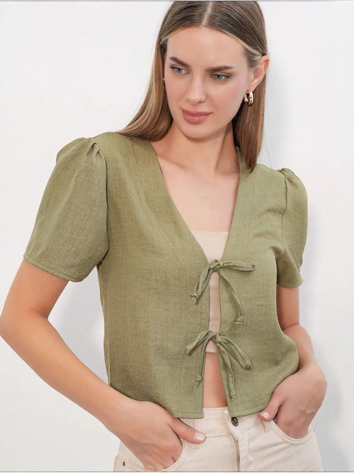 Getextureerd crop-top van linnenmix met v-hals bdart - Kiabi Getextureerd crop-top van linnenmix met v-hals bdart - Kiabi