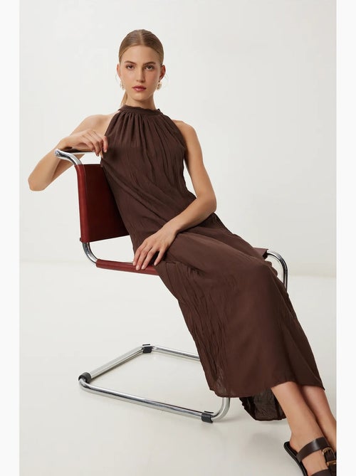 Getextureerde midi-jurk met halternek istanbul - Kiabi Getextureerde midi-jurk met halternek istanbul - Kiabi