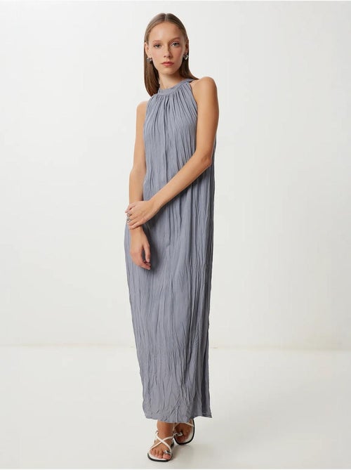 Getextureerde midi-jurk met halternek istanbul - Kiabi Getextureerde midi-jurk met halternek istanbul - Kiabi