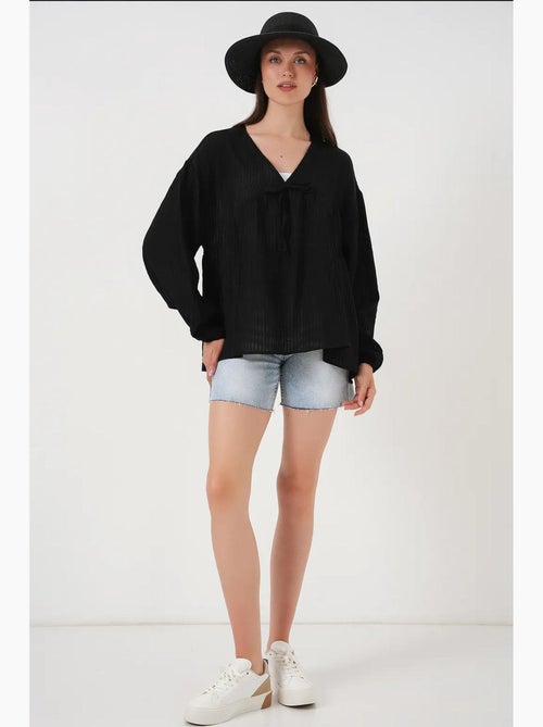 Getextureerde seersucker blouse met v-hals en striksluiting bdart - Kiabi
