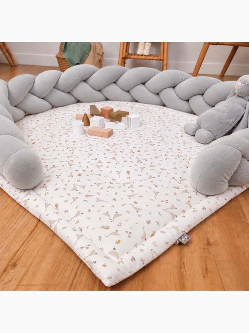 Gevlochten velvet bedomranding voor baby | sevira kids - Kiabi Gevlochten velvet bedomranding voor baby | sevira kids - Kiabi