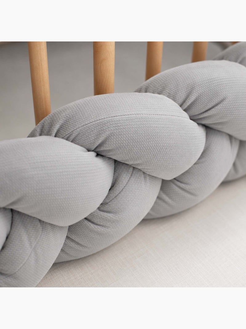 Gevlochten velvet bedomranding voor baby | sevira kids Grijs - Kiabi