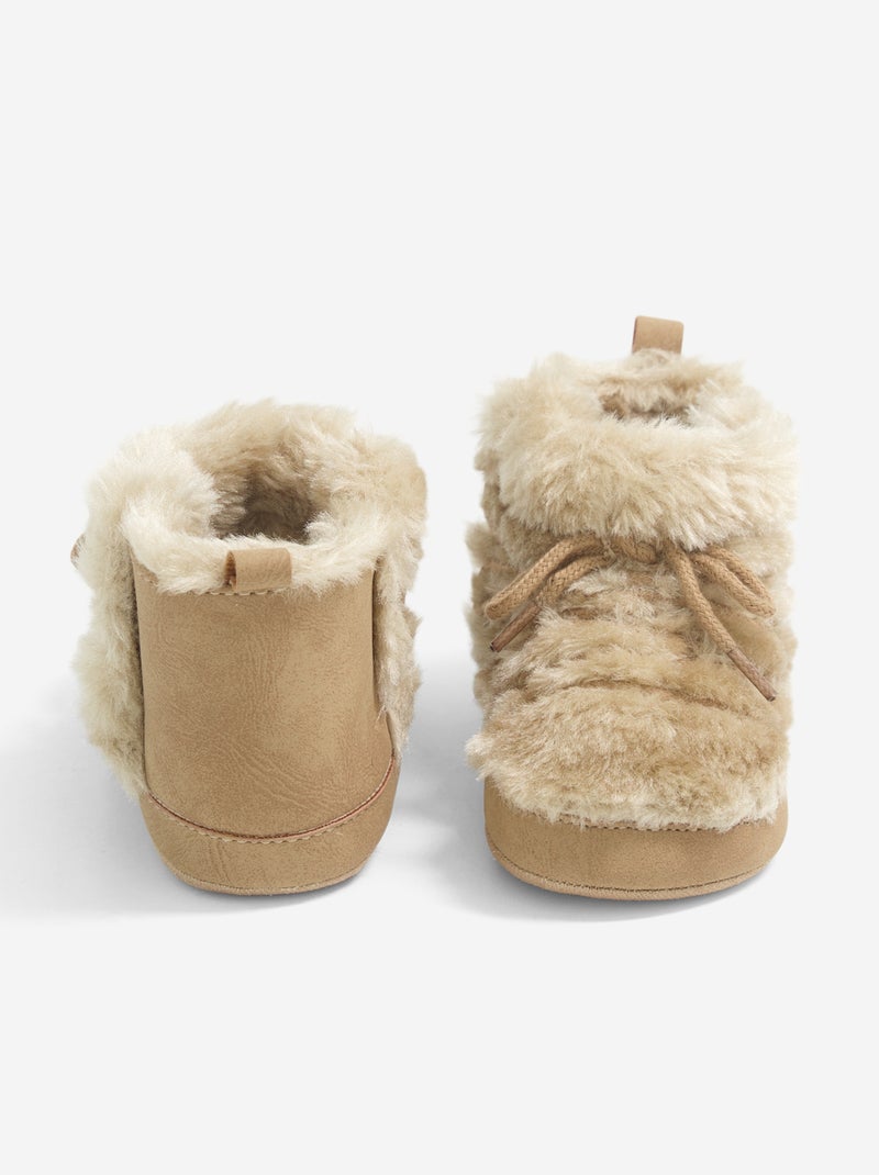 Gevoerde boots met veters Bruin - Kiabi