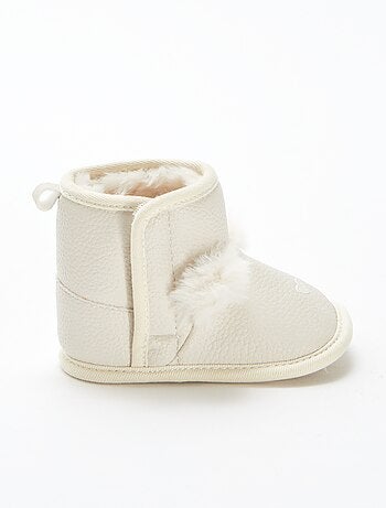 Gevoerde enkellaarsjes met kwastje