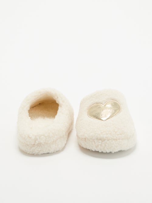 Gevoerde muilpantoffels met patch - Kiabi Gevoerde muilpantoffels met patch - Kiabi