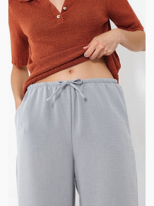 Geweven broek met rechte pijp voor dames busem - Kiabi Geweven broek met rechte pijp voor dames busem - Kiabi