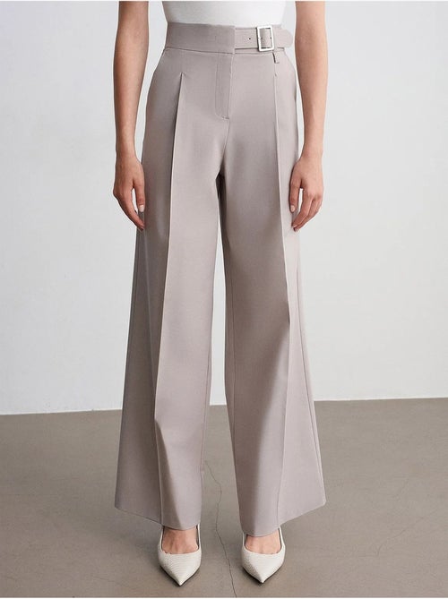 Geweven wide-leg broek met ceintuur dilvin - Kiabi Geweven wide-leg broek met ceintuur dilvin - Kiabi