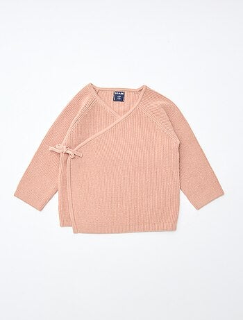 GIFTBOX - Babytruitje + broek + sokken + muts + slabbetje