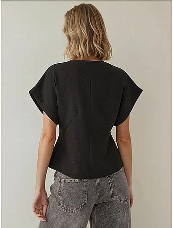 Gilet ajusté à col en V et épaules dénudées
