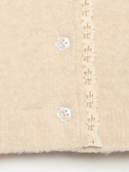 Gilet avec bords en fine dentelle - Kiabi