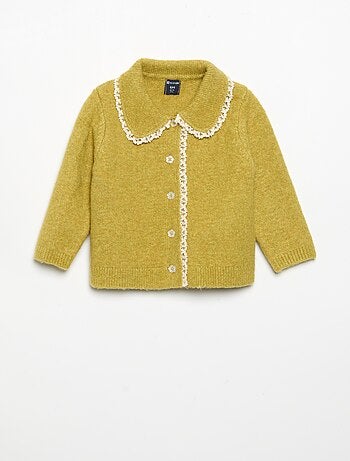 Gilet avec bords en fine dentelle