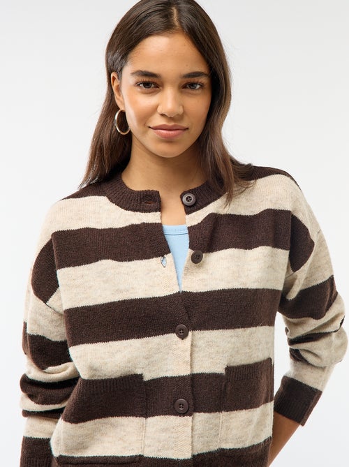 Gilet boutonné avec 2 poches plaquées - Kiabi