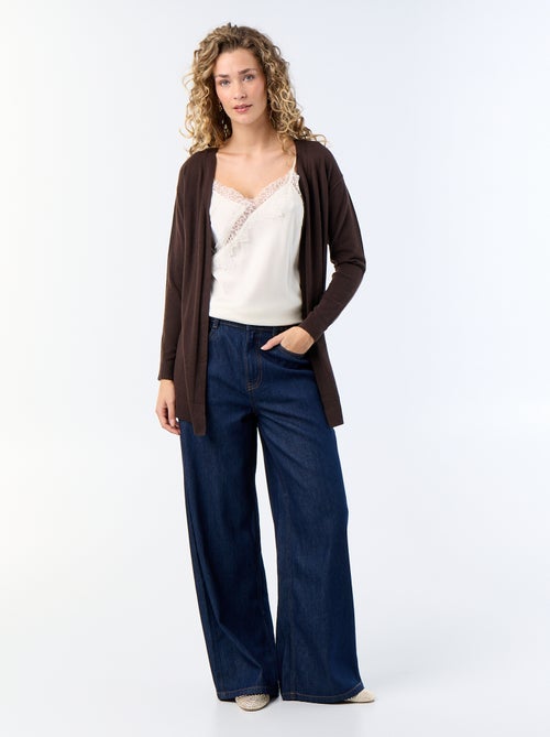 Gilet court ouvert en maille fine jauge - Kiabi Gilet court ouvert en maille fine jauge - Kiabi