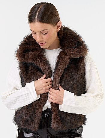 Gilet de costume sans manches en fausse fourrure