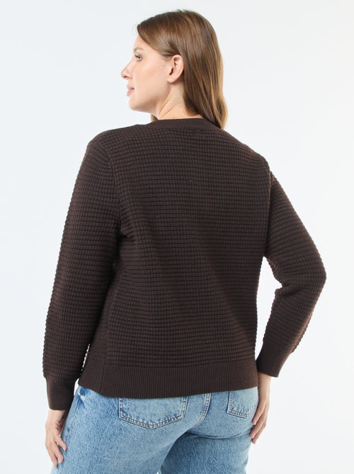 Gilet en maille gaufrée avec boutons dorés - Kiabi