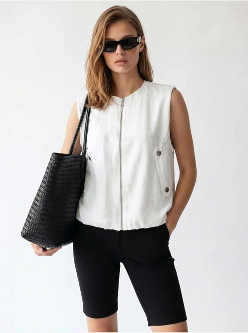 Gilet femme en popeline tissée, fermeture zippée mixray - Kiabi Gilet femme en popeline tissée, fermeture zippée mixray - Kiabi