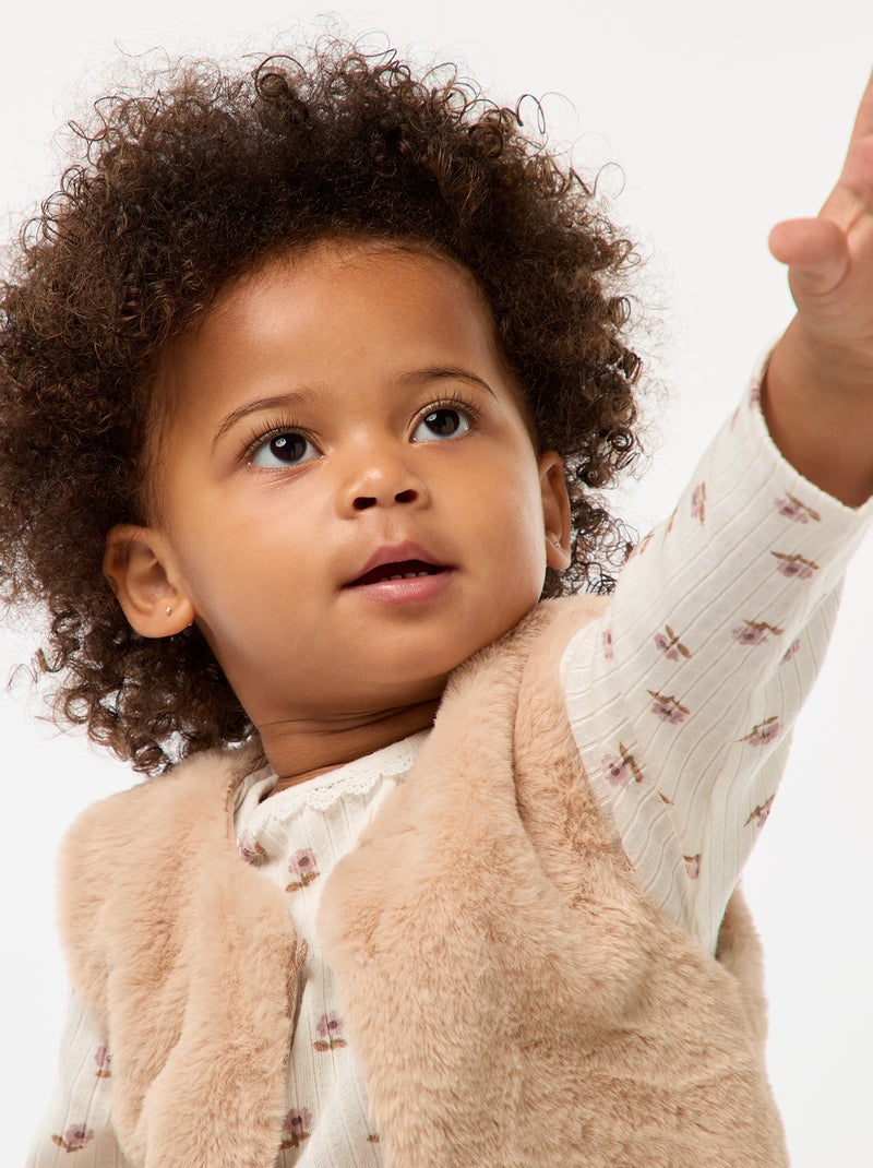 Gilet sans manches en fausse fourrure Beige - Kiabi