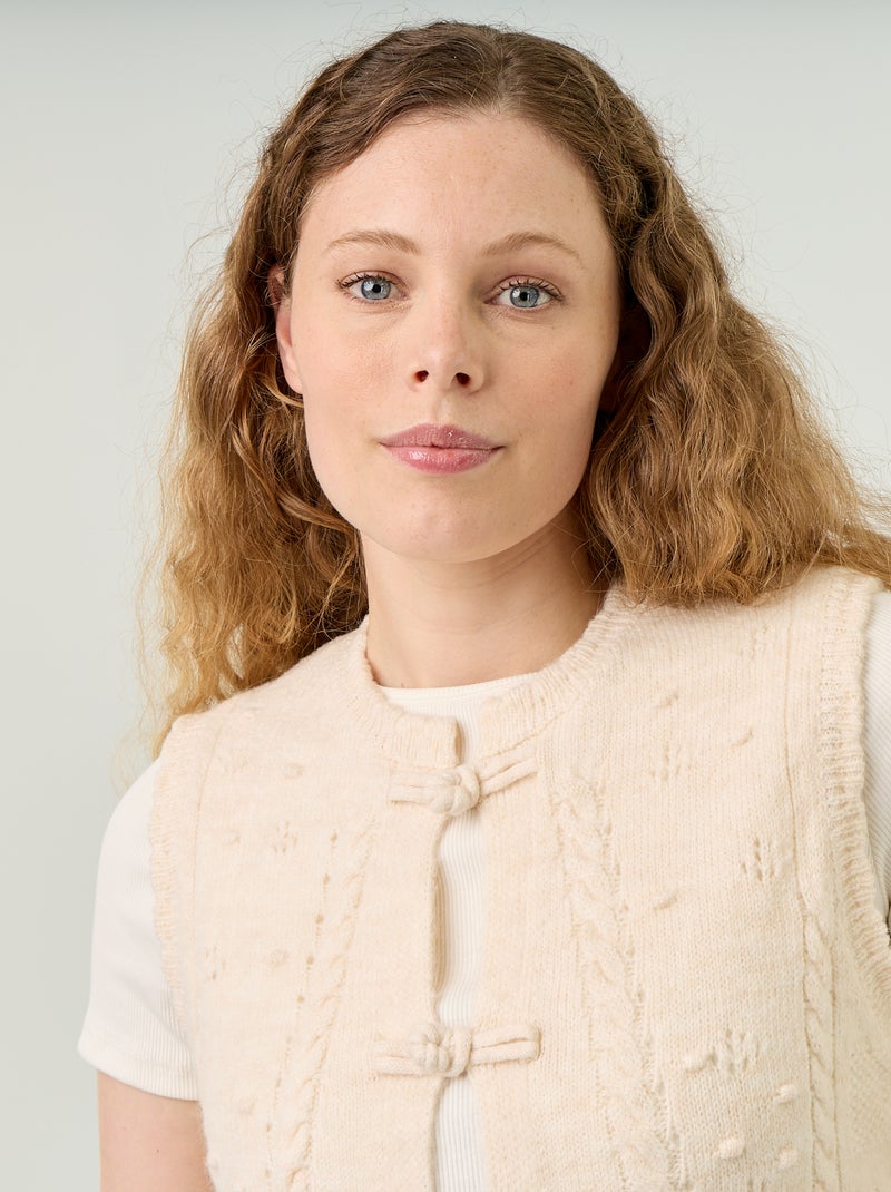 Gilet sans manches finitions ondulées Beige - Kiabi