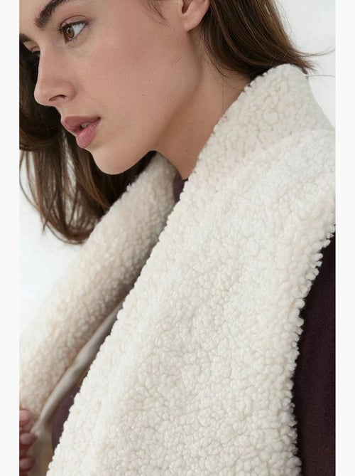 Gilet texturé sans manches à col hiccup - Kiabi Gilet texturé sans manches à col hiccup - Kiabi