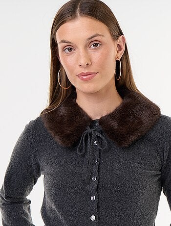 Gilet uni avec fausse fourrure au col