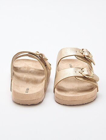 Goudkleurige sandalen met bloemen gesp
