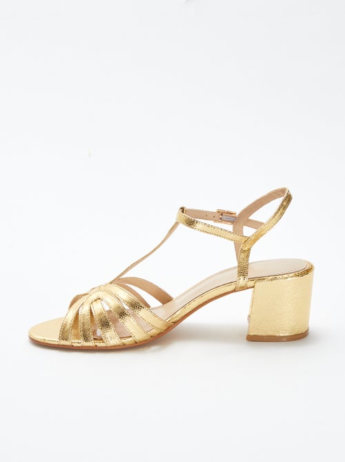 Goudkleurige sandalen met vierkante hak - Kiabi