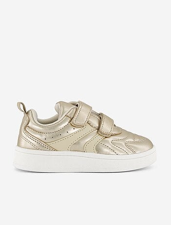 Goudkleurige sneakers met klittenband en veters