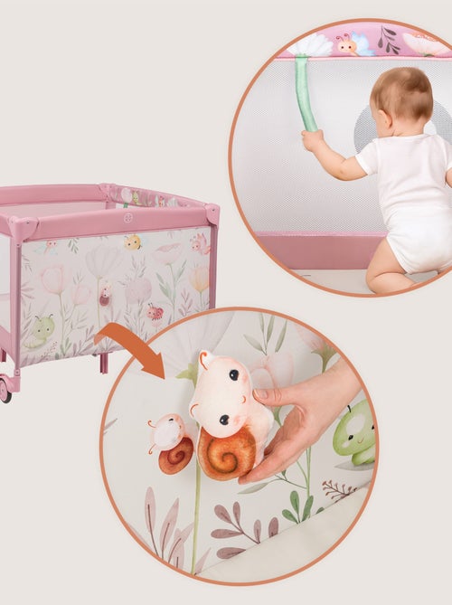 Grondbox 100x100cm LIONELO Mille - Hoge dichtheid matras - Wielen - Klittenband speelgoed - 0-36 mnd - Kiabi Grondbox 100x100cm LIONELO Mille - Hoge dichtheid matras - Wielen - Klittenband speelgoed - 0-36 mnd - Kiabi