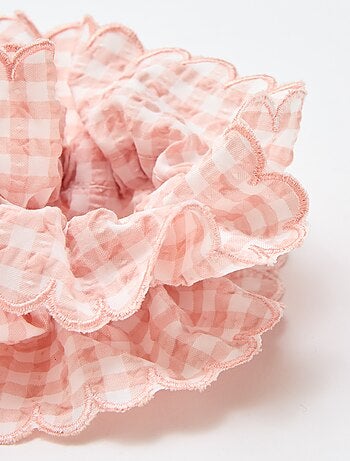 Grote scrunchie met vichyruitjes