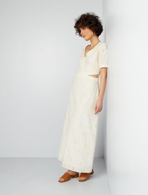 Halflange jurk met borduursel en zijsplitjes - Kiabi