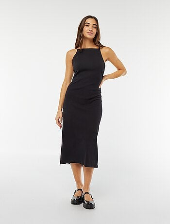 Halflange jurk met smalle schouderbandjes