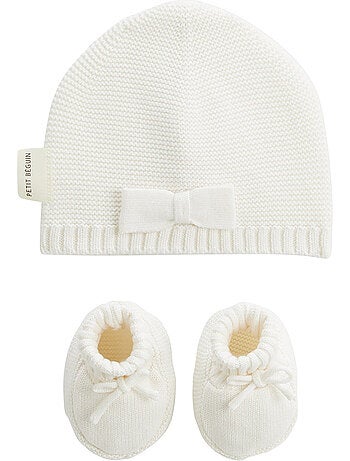 Hallo baby, babyturban en gebreide babyschoentjes