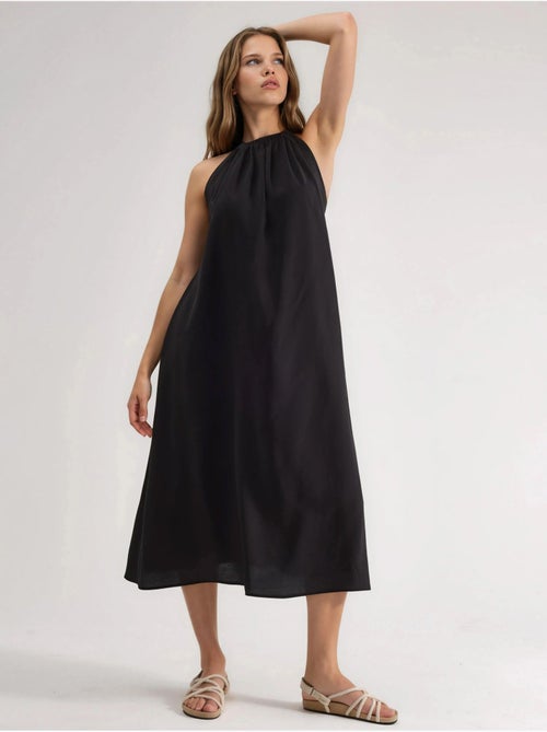 Halter midi-jurk busem - Kiabi Halter midi-jurk busem - Kiabi