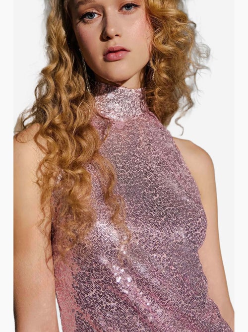 Halterhals bodycon mini-jurk met pailletten hiccup - Kiabi Halterhals bodycon mini-jurk met pailletten hiccup - Kiabi