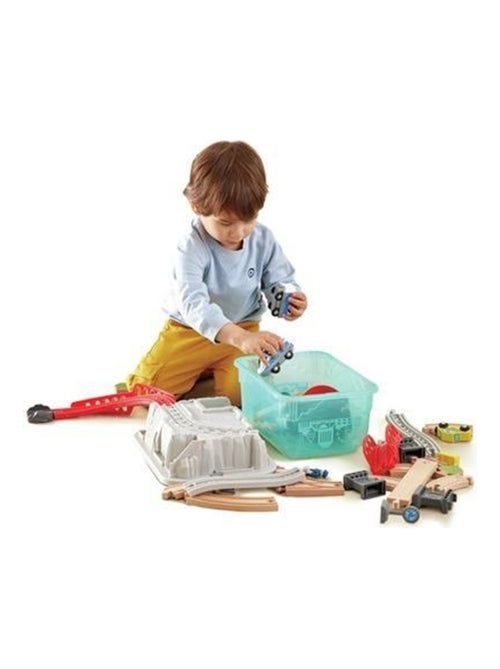 Hape - 2 in 1 stadstreinset - 84,2 x 75,6 x 19,1 cm - vanaf 3 jaar - Kiabi