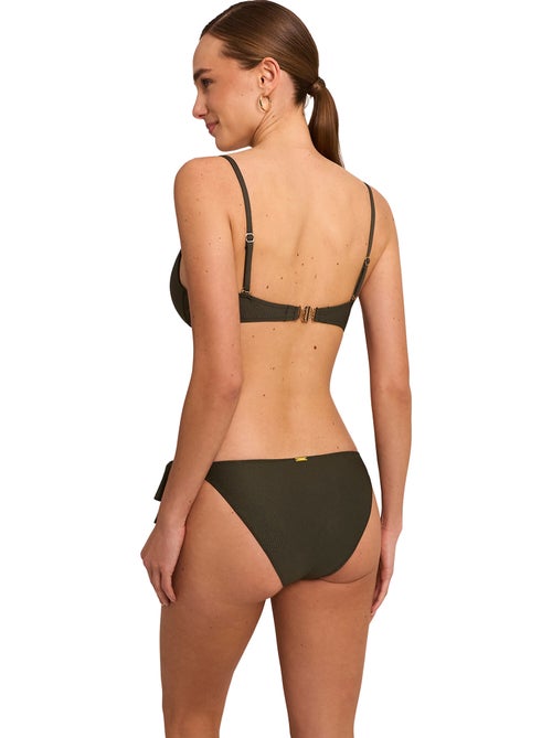 Haut maillot de bain décolleté préformé sans armatures solstice - Kiabi Haut maillot de bain décolleté préformé sans armatures solstice - Kiabi