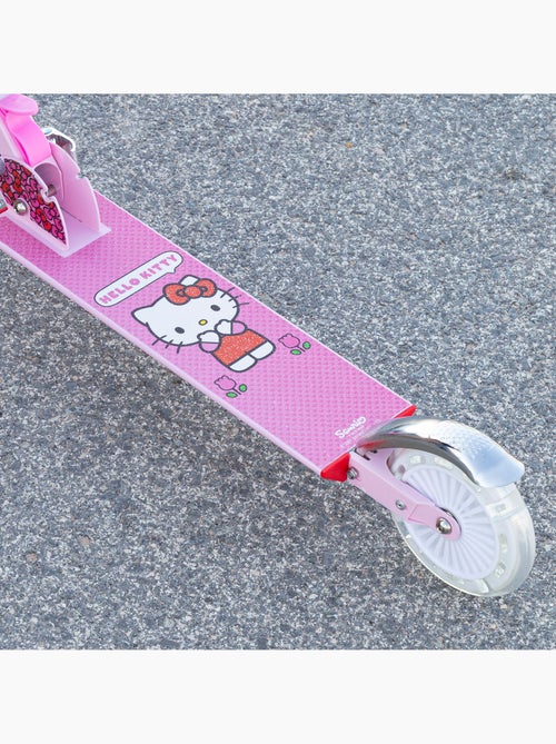 Hello kitty trottinette pliable à 2 roues avec lumières - Kiabi Hello kitty trottinette pliable à 2 roues avec lumières - Kiabi