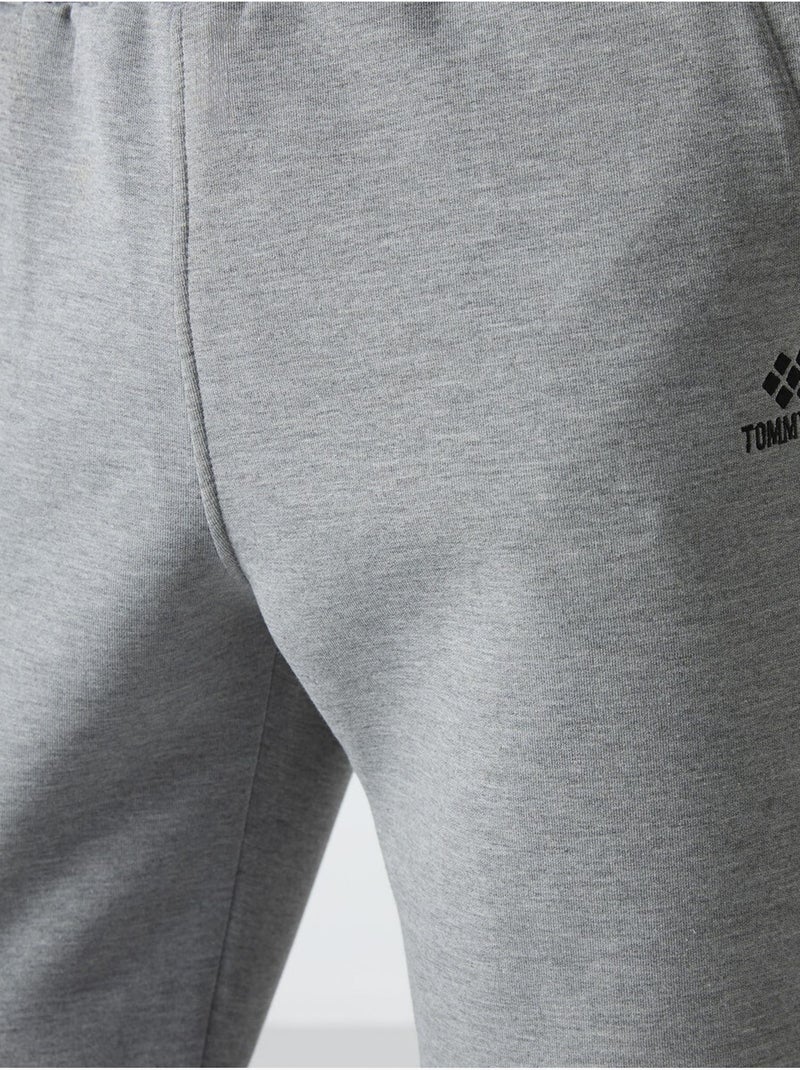 Heren jogger sweatbroek met smalle pijp tommy Lichtgrijs - Kiabi