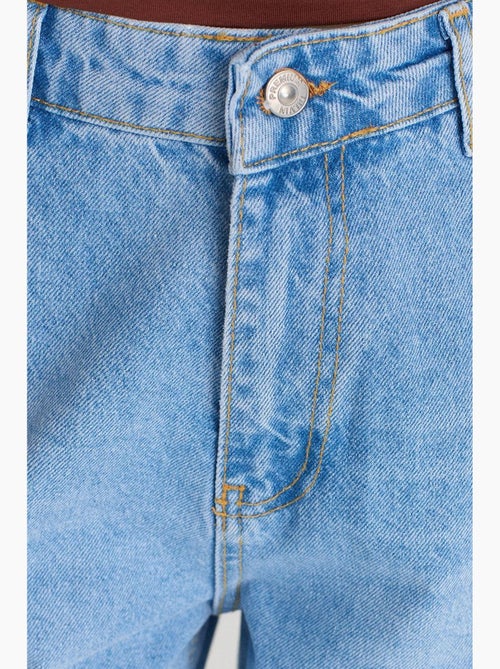 High-waist balloon jeans met wijde pijp dilvin - Kiabi High-waist balloon jeans met wijde pijp dilvin - Kiabi