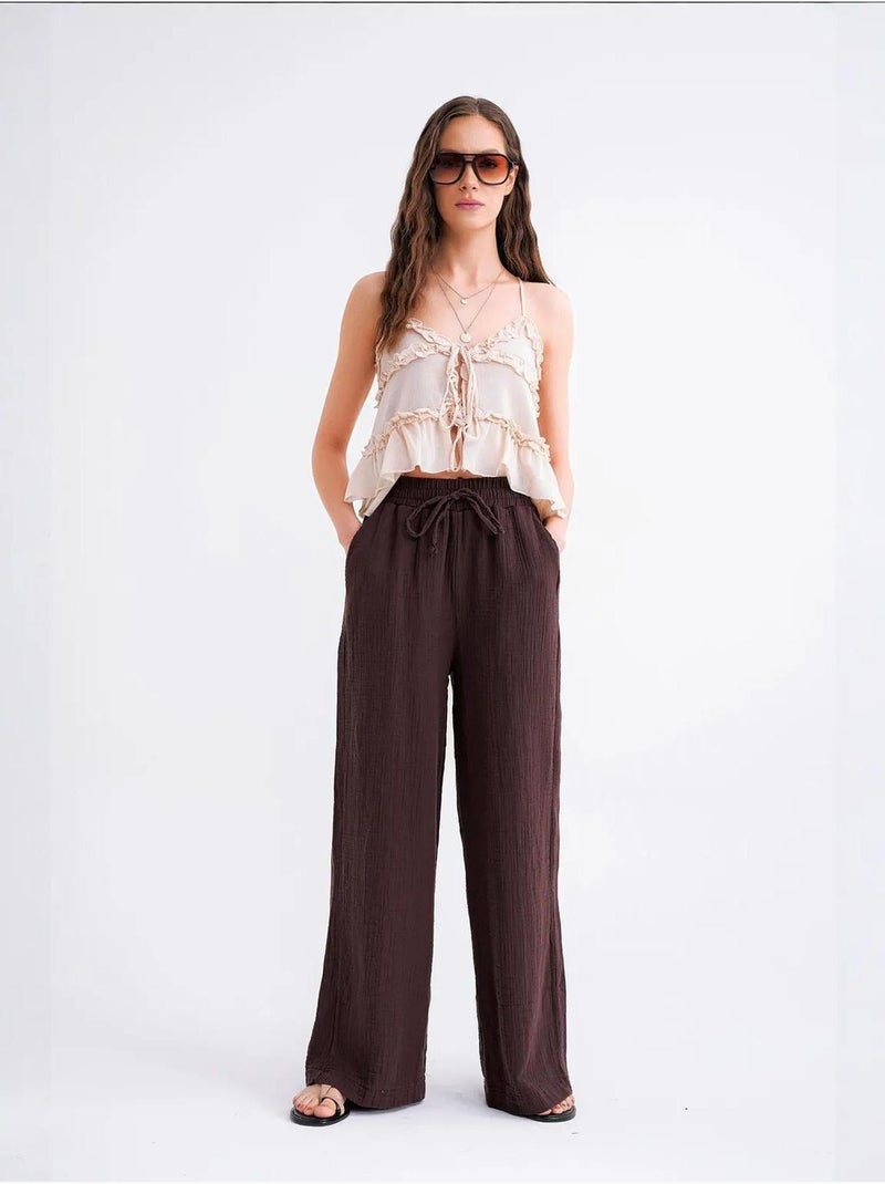 High waist broek van getextureerde mousselin mixray Donkerbruin - Kiabi