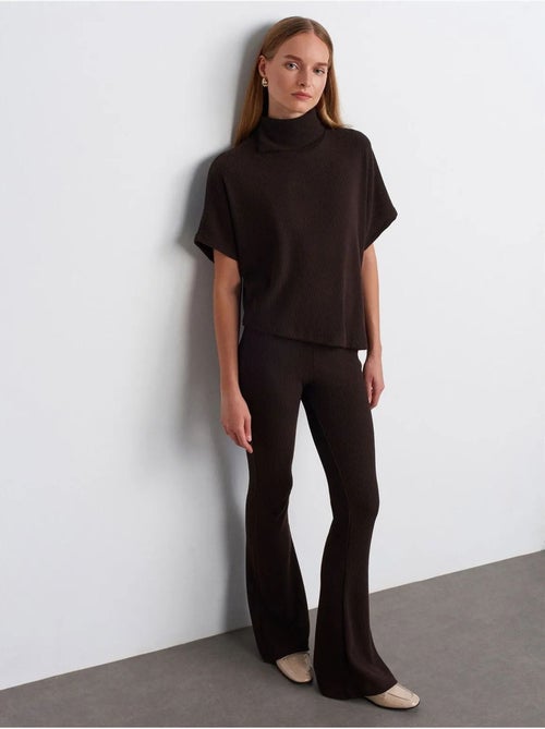 High-waist Flared Broek Van Tricot - Kiabi High-waist Flared Broek Van Tricot - Kiabi