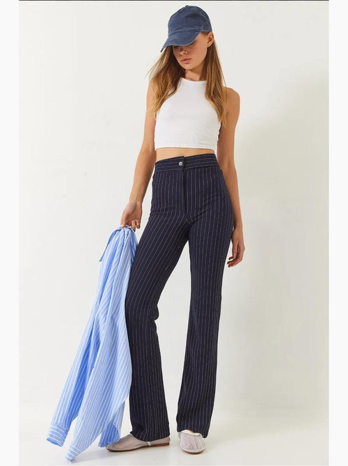 High waist gestreepte flared broek lucci - Kiabi High waist gestreepte flared broek lucci - Kiabi