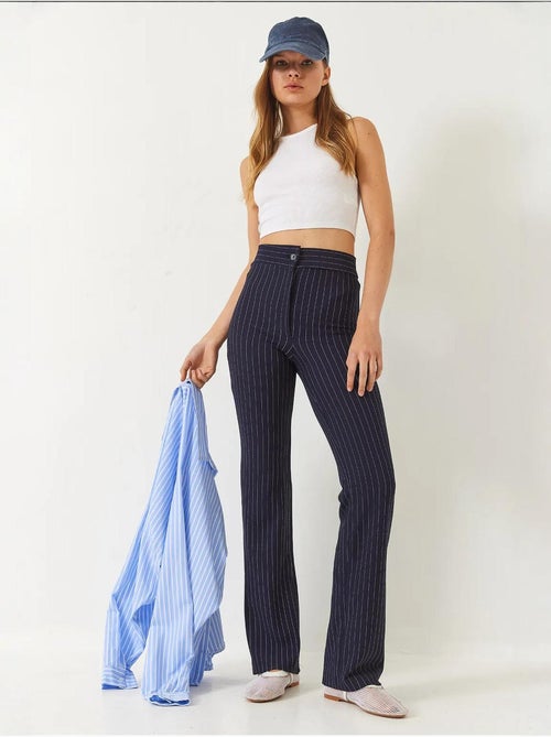 High waist gestreepte flared broek lucci - Kiabi High waist gestreepte flared broek lucci - Kiabi