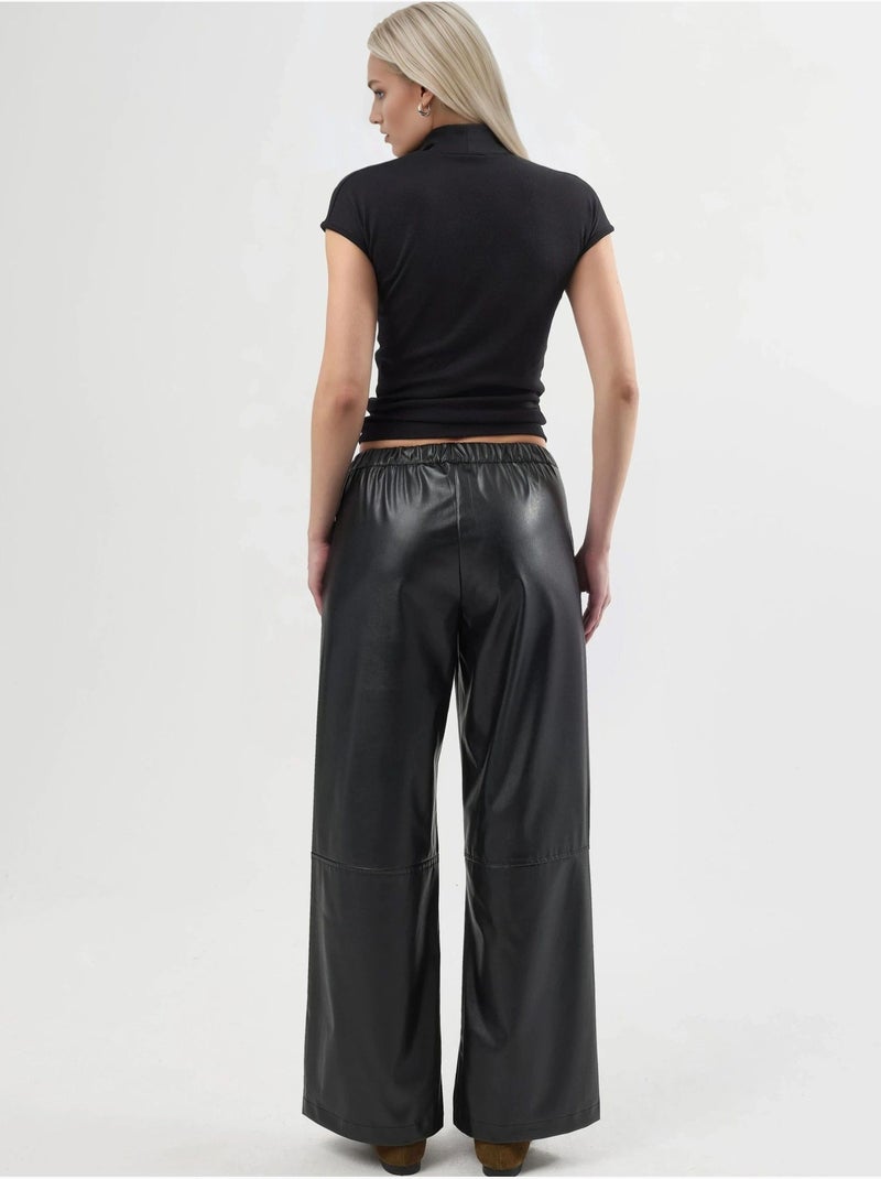 High-waist imitatieleren broek met trekkoord busem Zwart - Kiabi